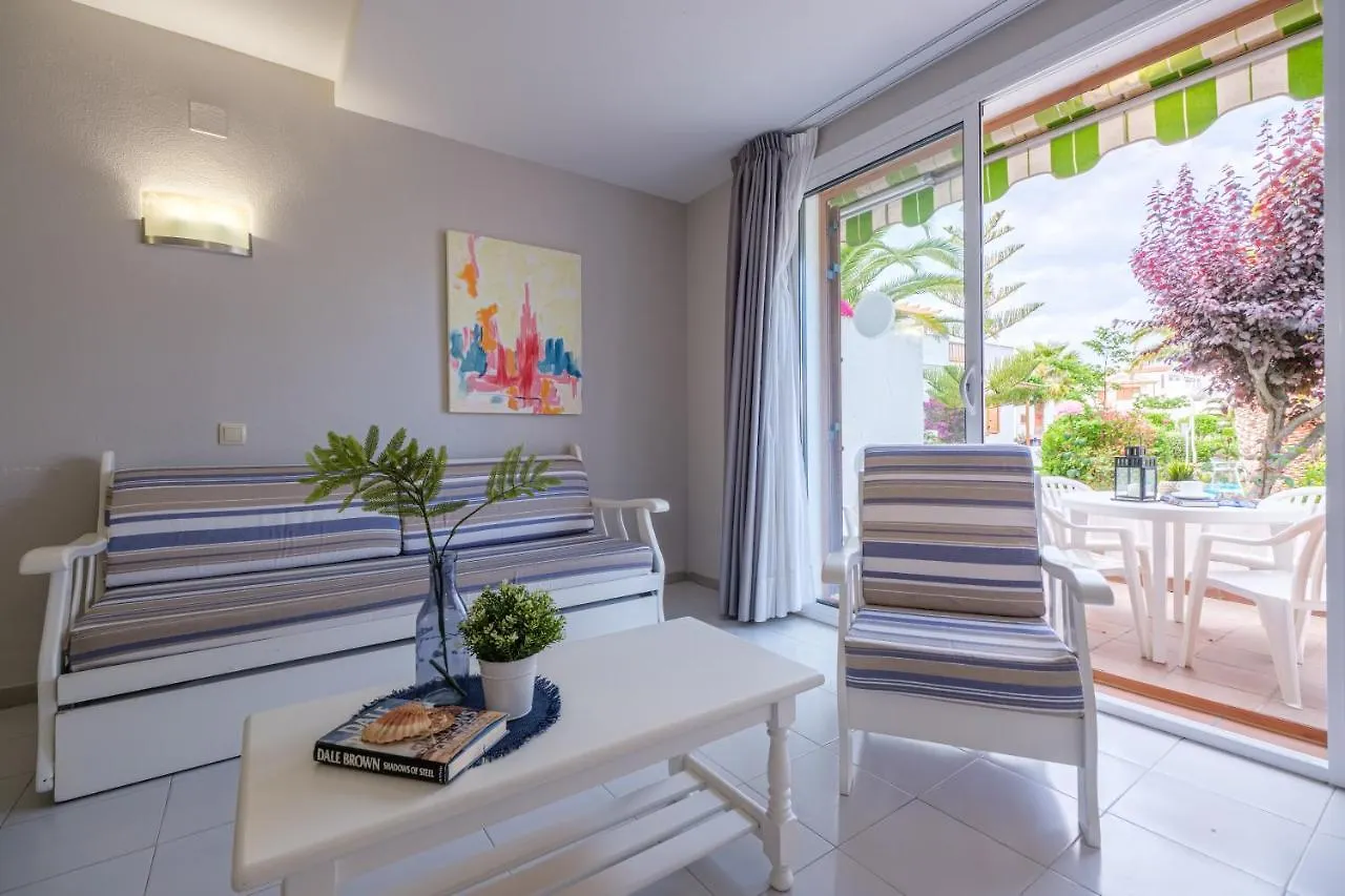 Apartamentos Estival Park 라피네다 0*,  스페인