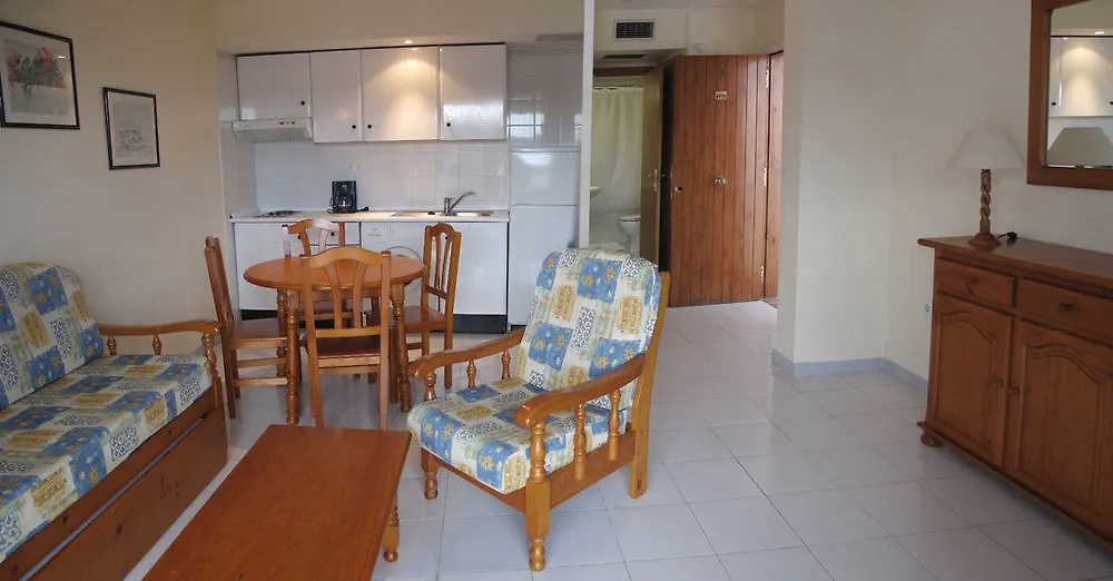 Apartamentos Estival Park 라피네다